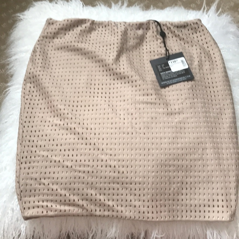 NWT Acacia mini squirt